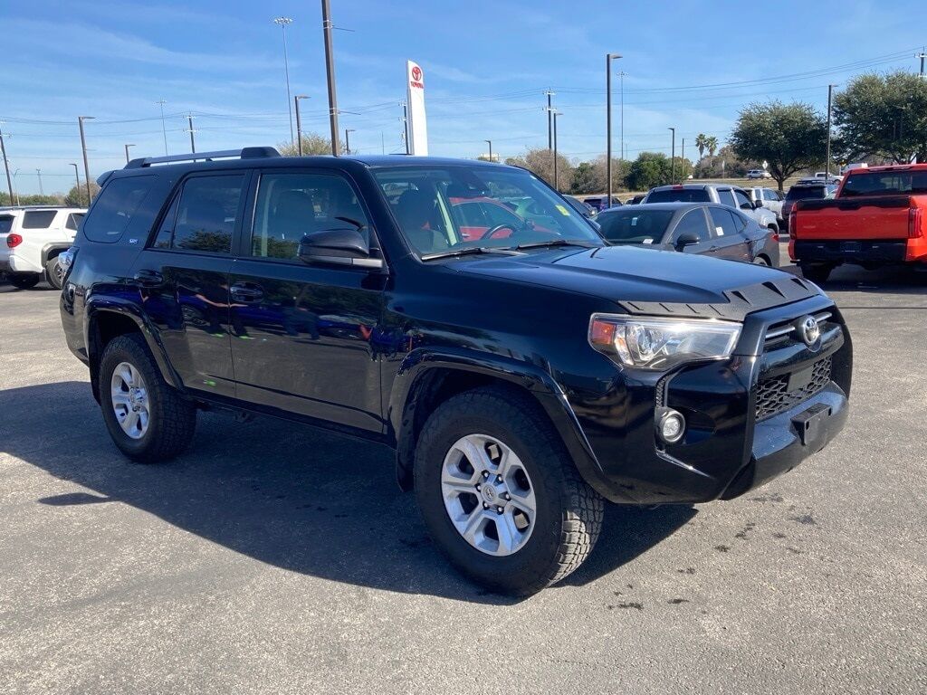 2022 Toyota 4Runner SR5