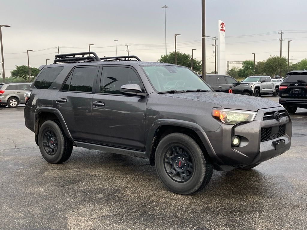 2022 Toyota 4Runner SR5