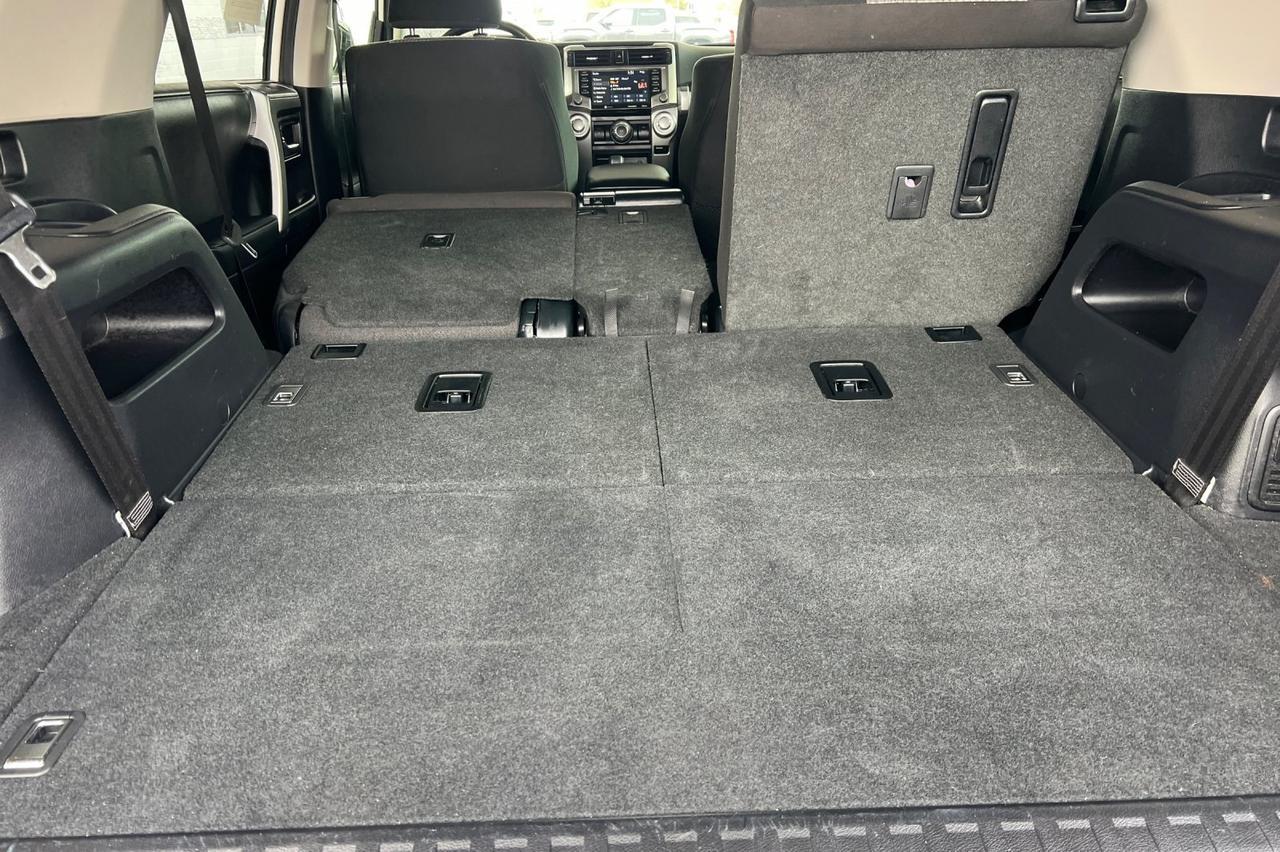 2022 Toyota 4Runner SR5 Ontario OR