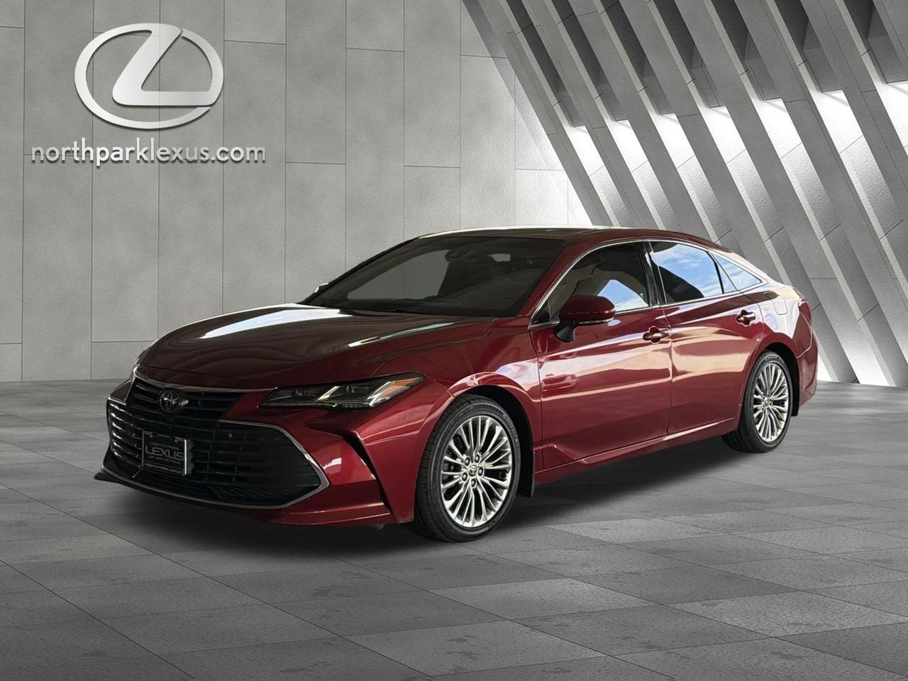 2022 Toyota Avalon Hybrid Limited