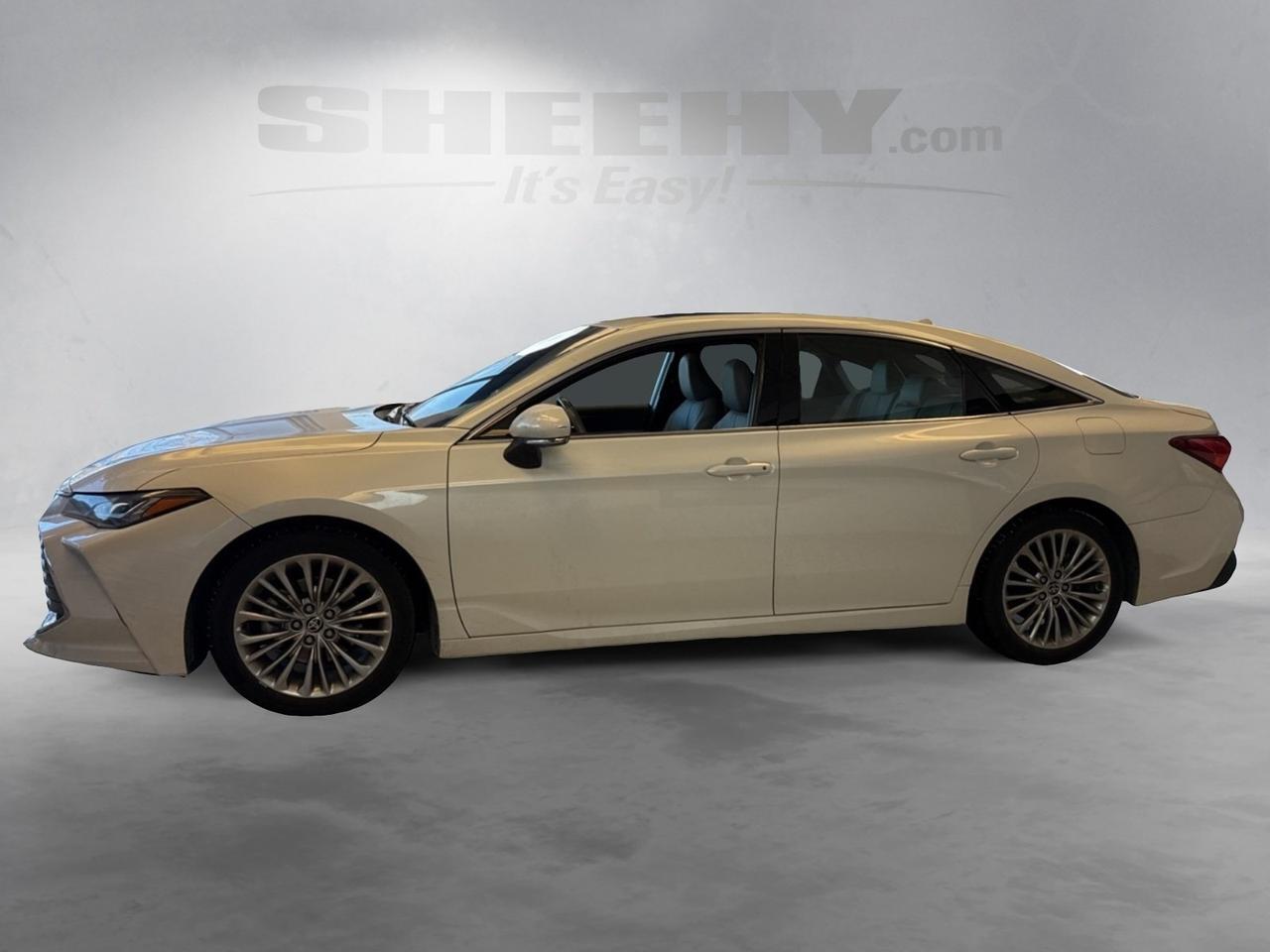 2022 Toyota Avalon Hybrid Limited Richmond VA