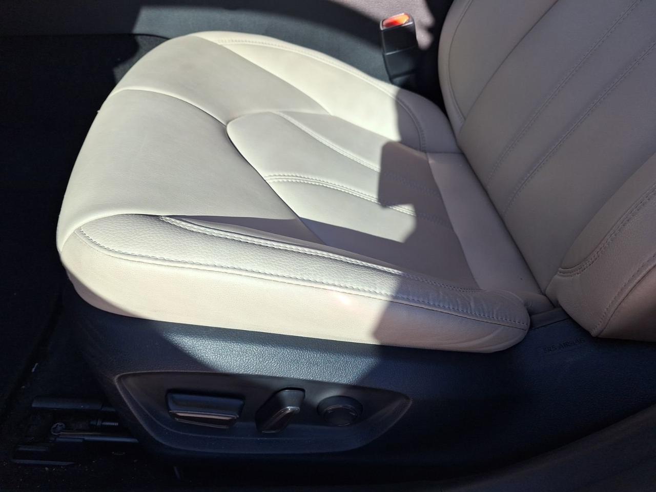 2022 Toyota Avalon Hybrid XLE Hurst TX