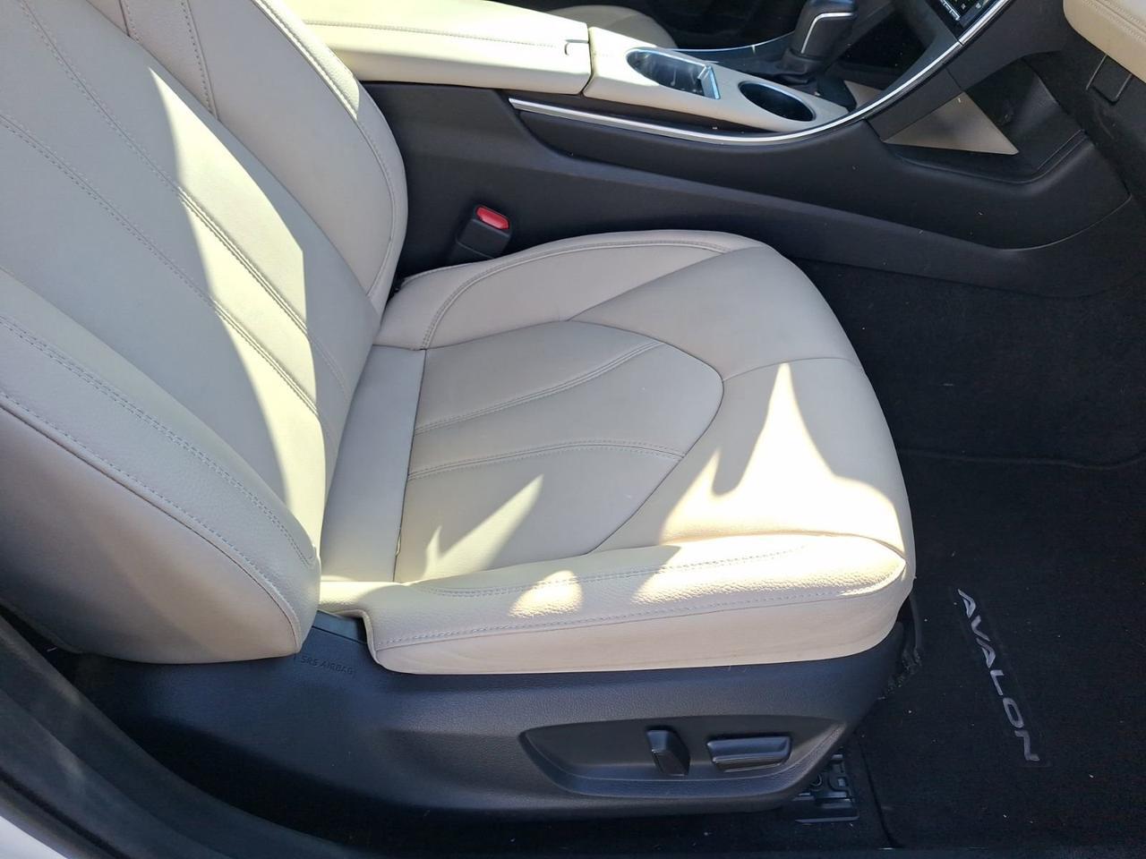 2022 Toyota Avalon Hybrid XLE Hurst TX