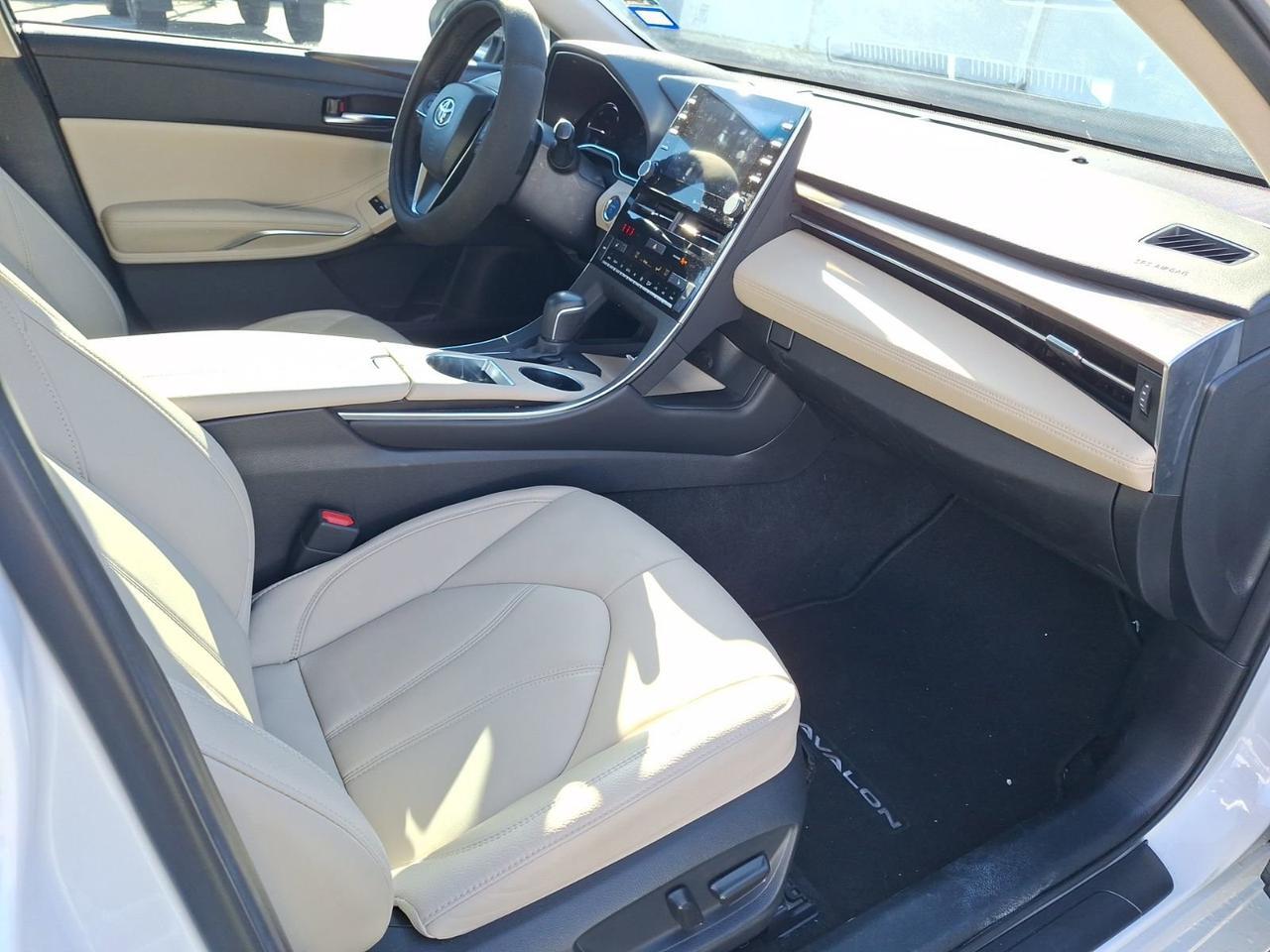 2022 Toyota Avalon Hybrid XLE Hurst TX