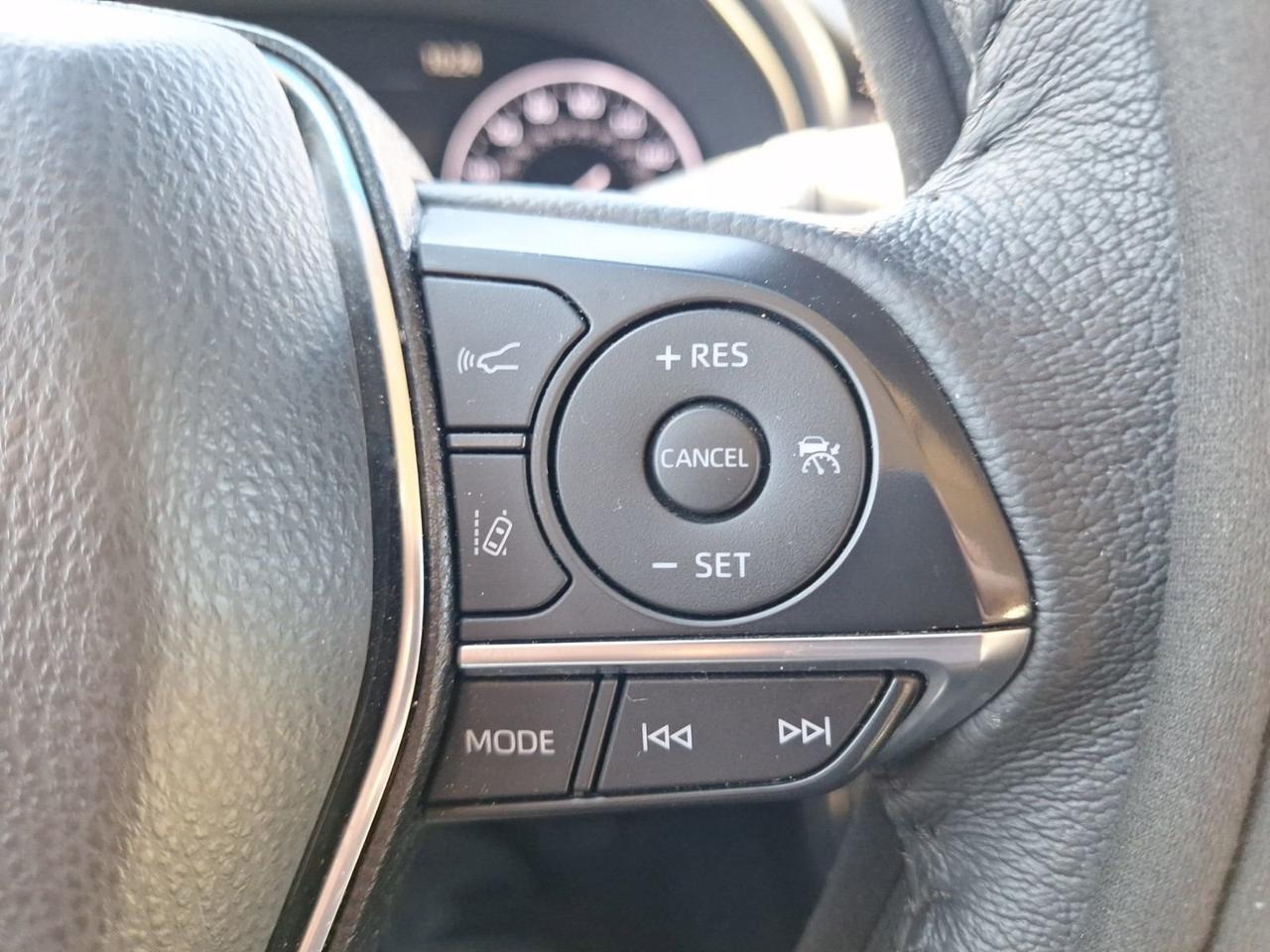 2022 Toyota Avalon Hybrid XLE Hurst TX