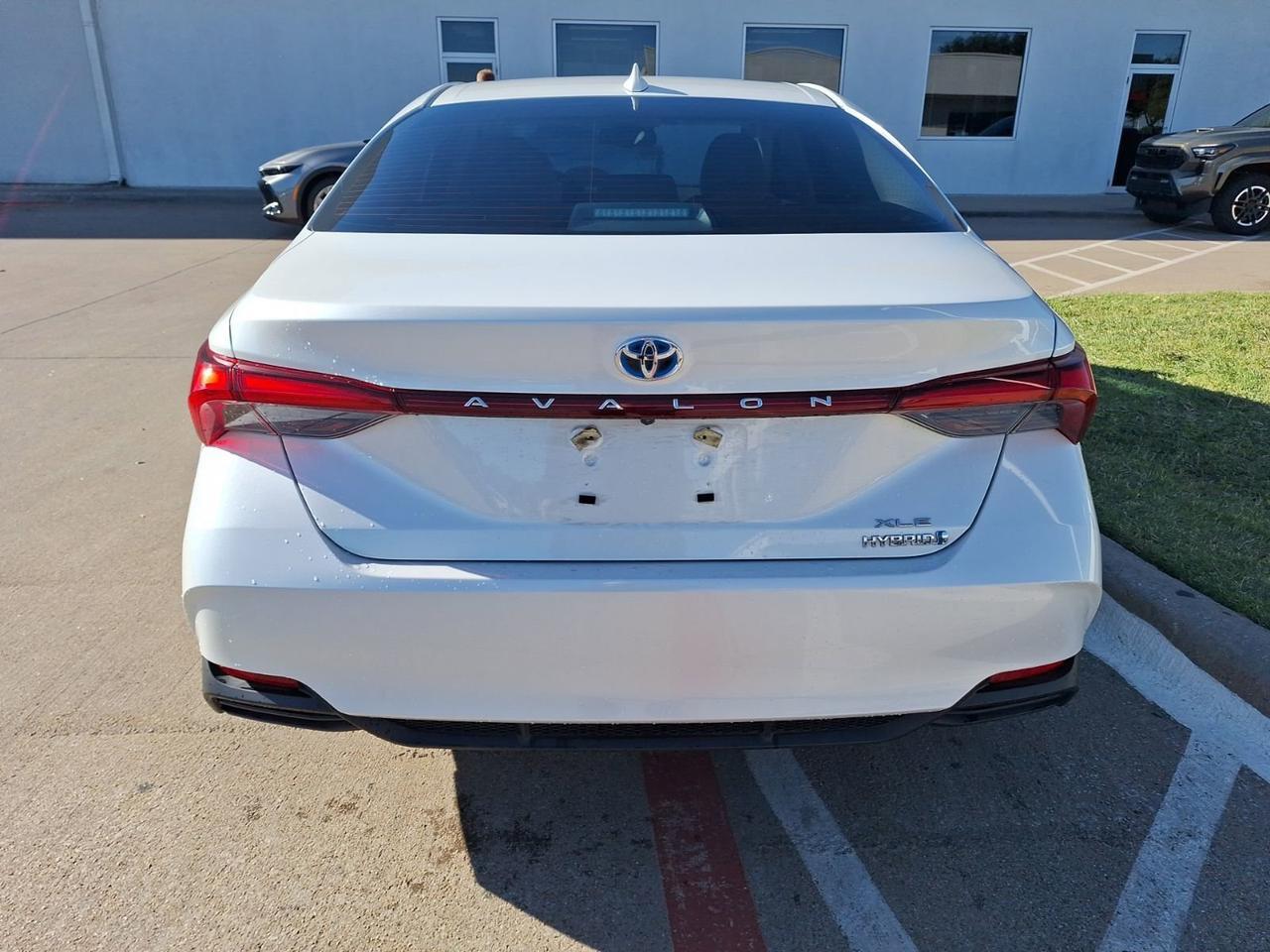 2022 Toyota Avalon Hybrid XLE Hurst TX