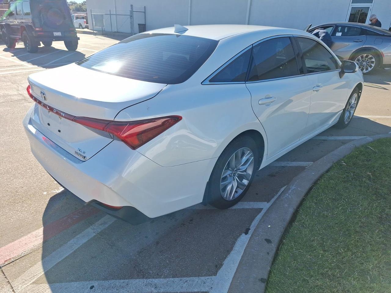 2022 Toyota Avalon Hybrid XLE Hurst TX