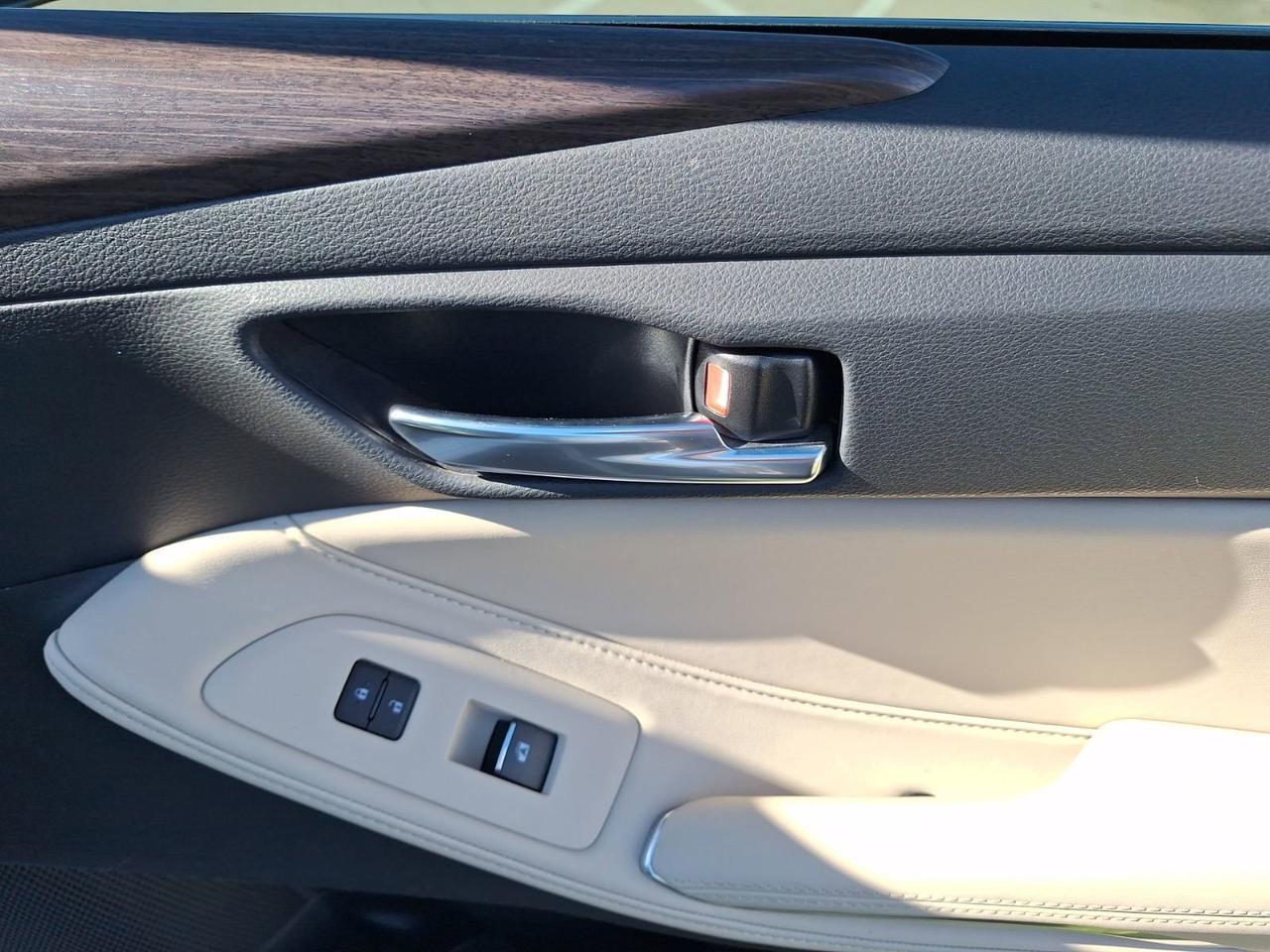 2022 Toyota Avalon Hybrid XLE Hurst TX