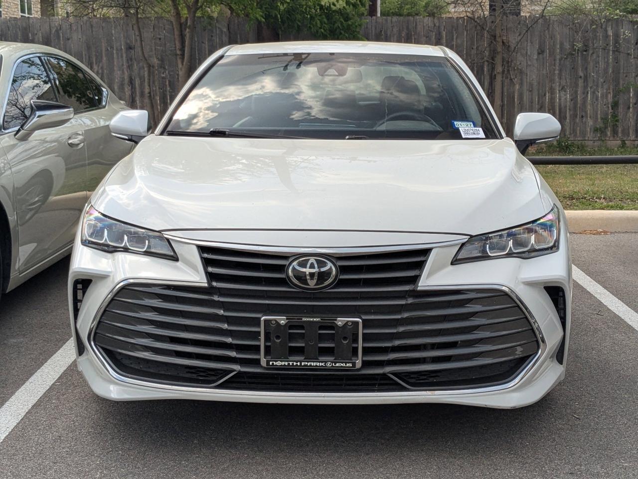 2022 Toyota Avalon XLE