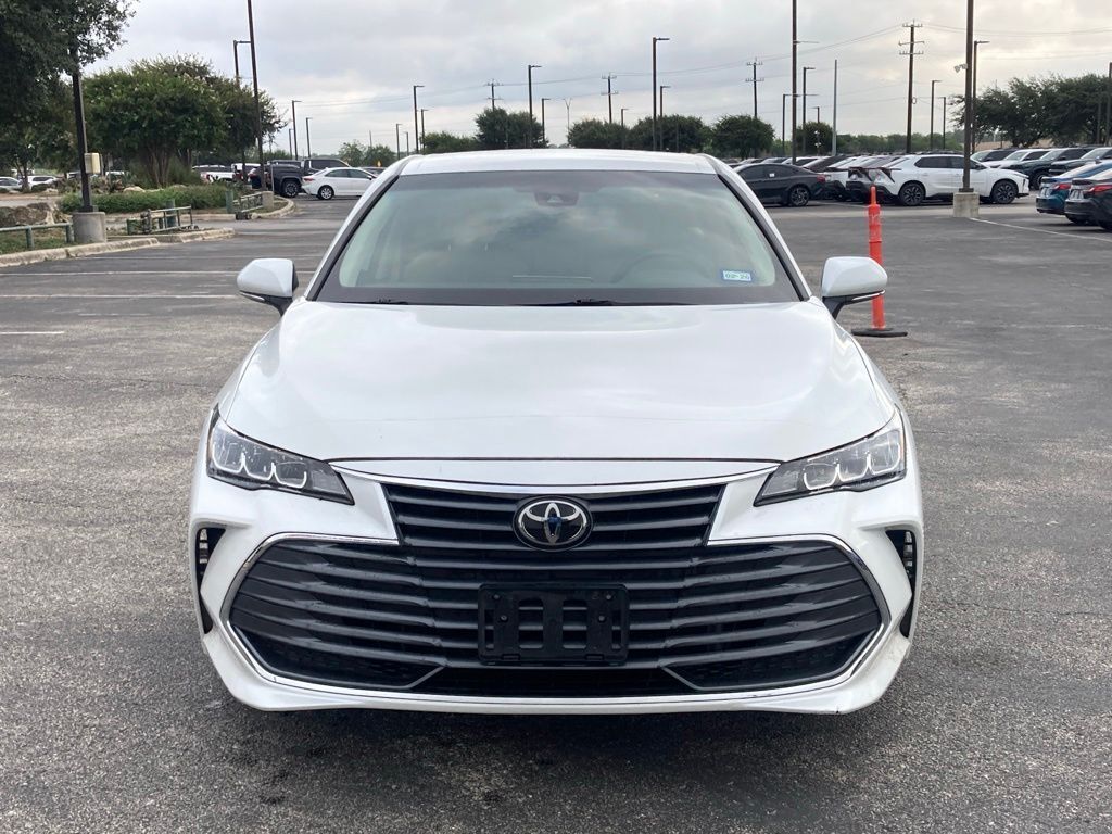2022 Toyota Avalon XLE