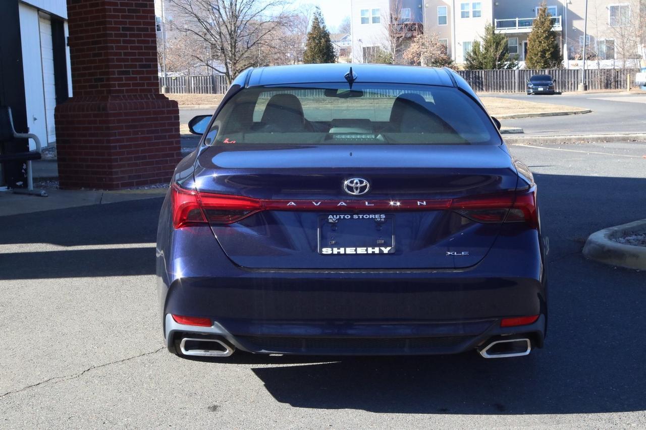 2022 Toyota Avalon XLE Fredericksburg VA