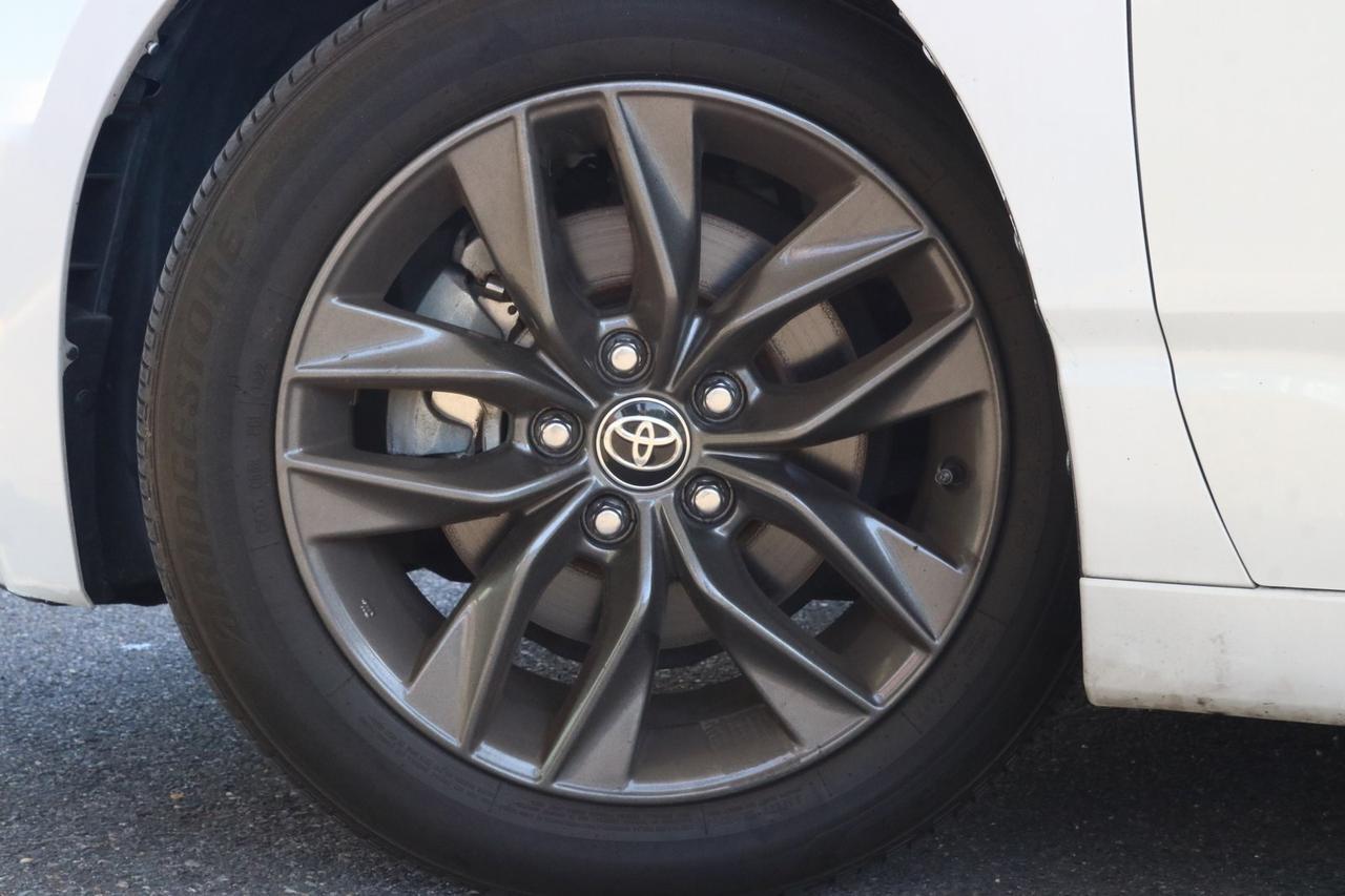 2022 Toyota Avalon XLE Fredericksburg VA