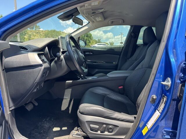 2022 Toyota C-HR Limited  TX