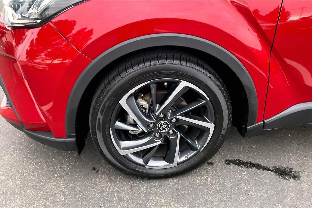 2022 Toyota C-HR Limited Roseville CA