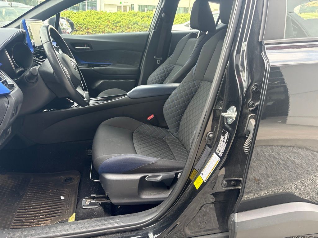 2022 Toyota C-HR XLE Cockeysville MD
