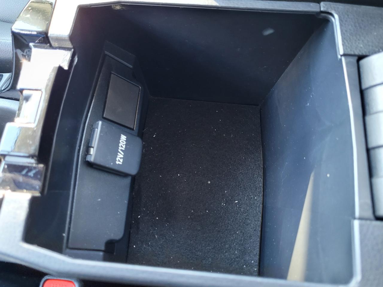 2022 Toyota COROLLA CROSS XLE Vacaville CA