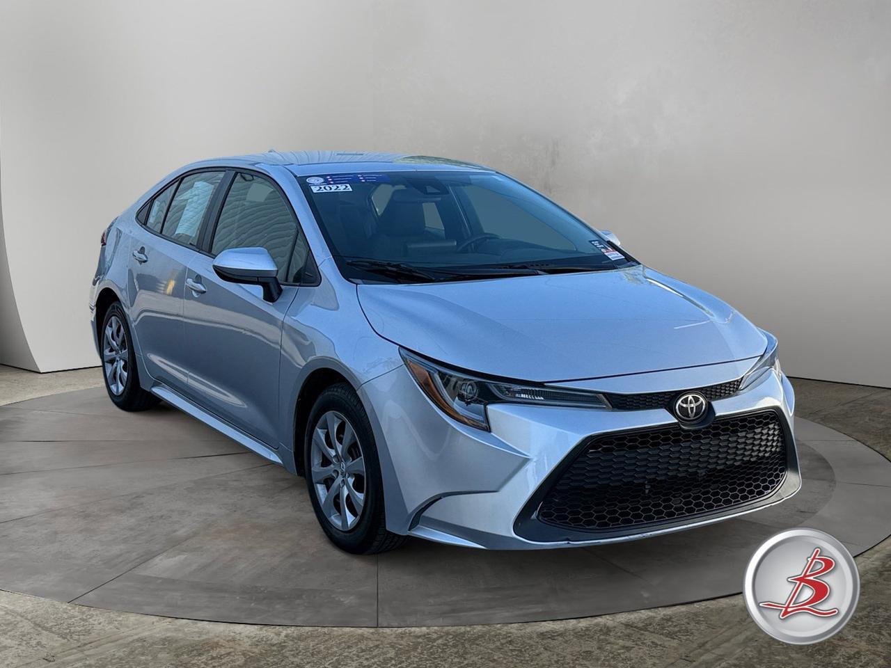 2022 Toyota COROLLA LE