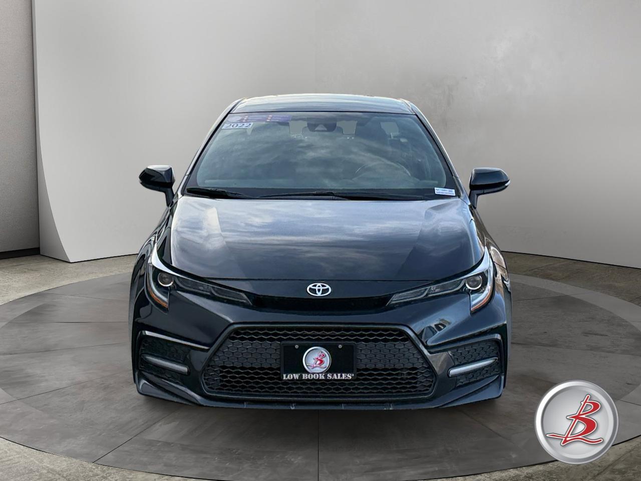 2022 Toyota COROLLA SE