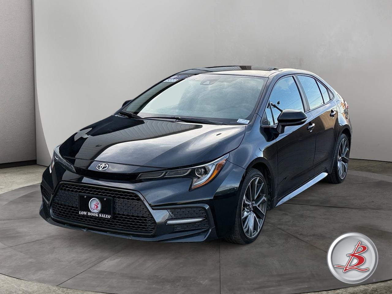 2022 Toyota COROLLA SE