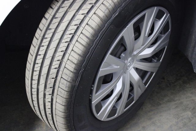 2022 Toyota Camry Hybrid LE Raleigh NC