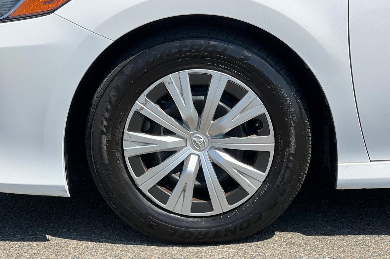 2022 Toyota Camry Hybrid LE Roseville CA