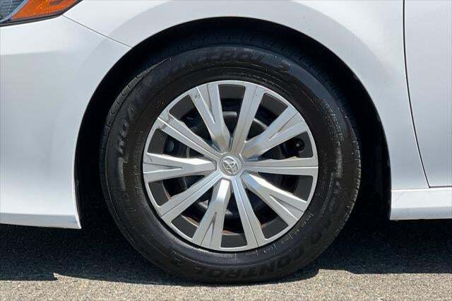 2022 Toyota Camry Hybrid LE Roseville CA