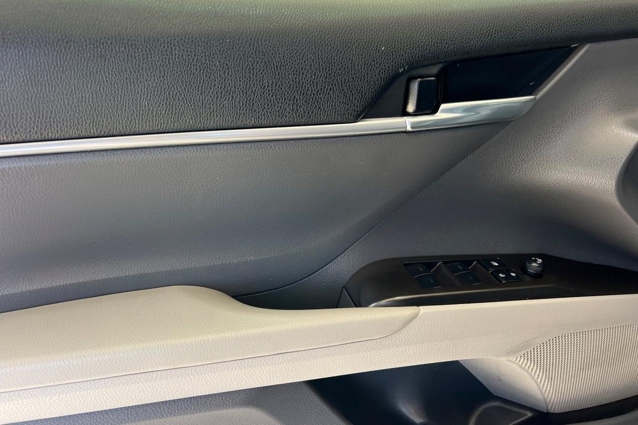 2022 Toyota Camry Hybrid LE Roseville CA
