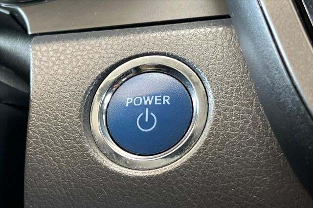 2022 Toyota Camry Hybrid LE Roseville CA