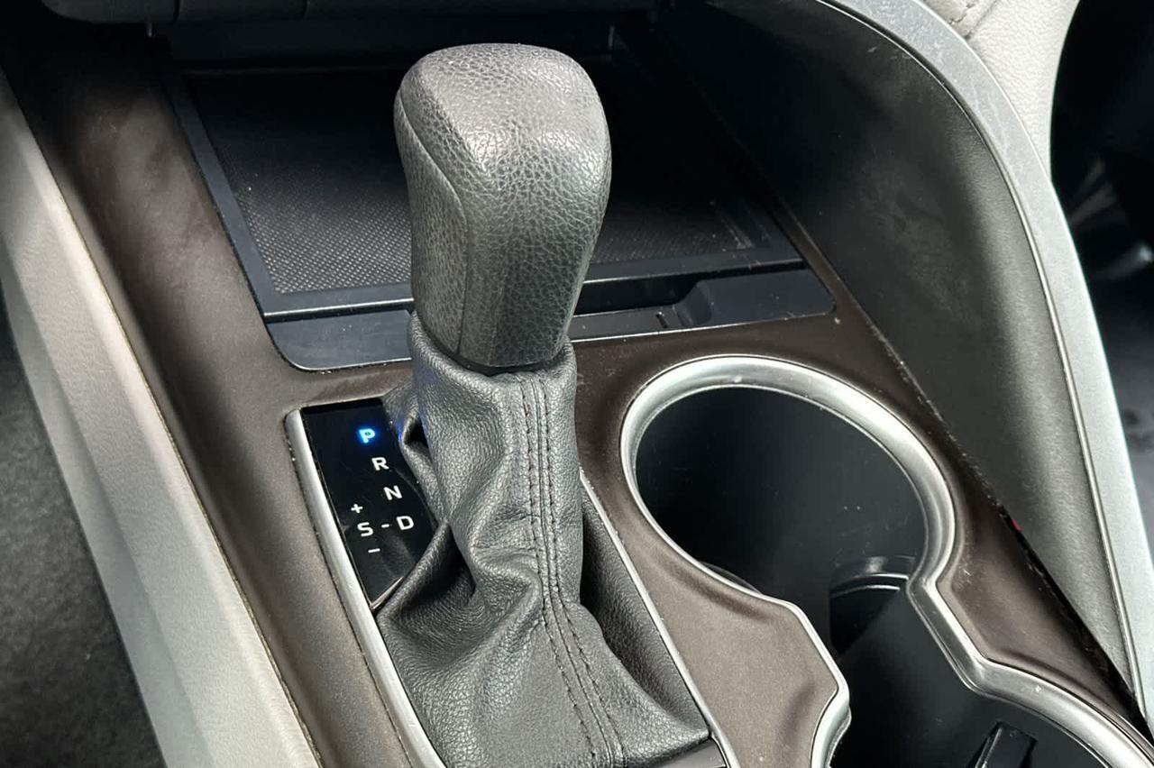 2022 Toyota Camry Hybrid LE Roseville CA