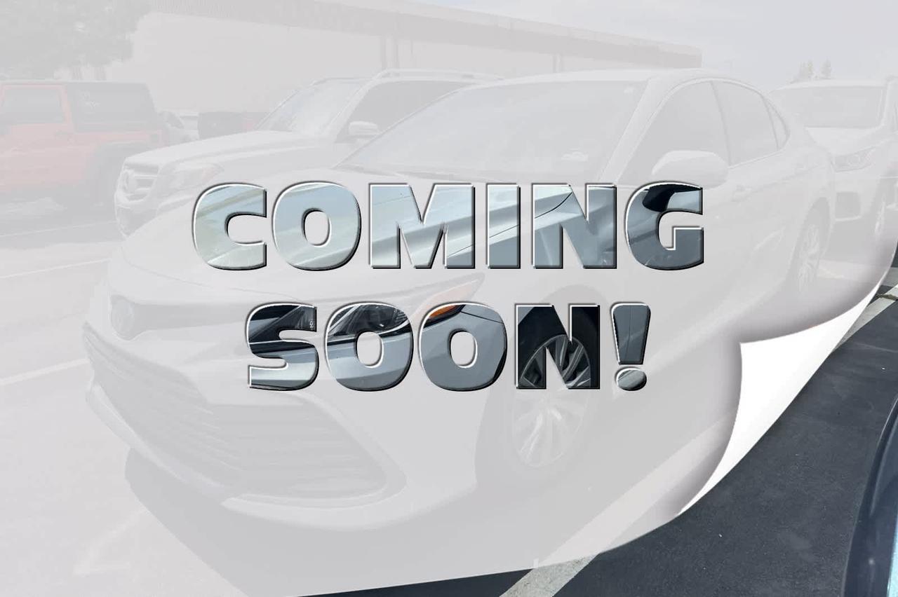 2022 Toyota Camry Hybrid LE
