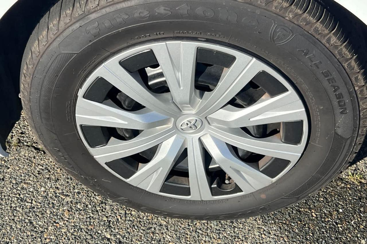 2022 Toyota Camry Hybrid LE Roseville CA