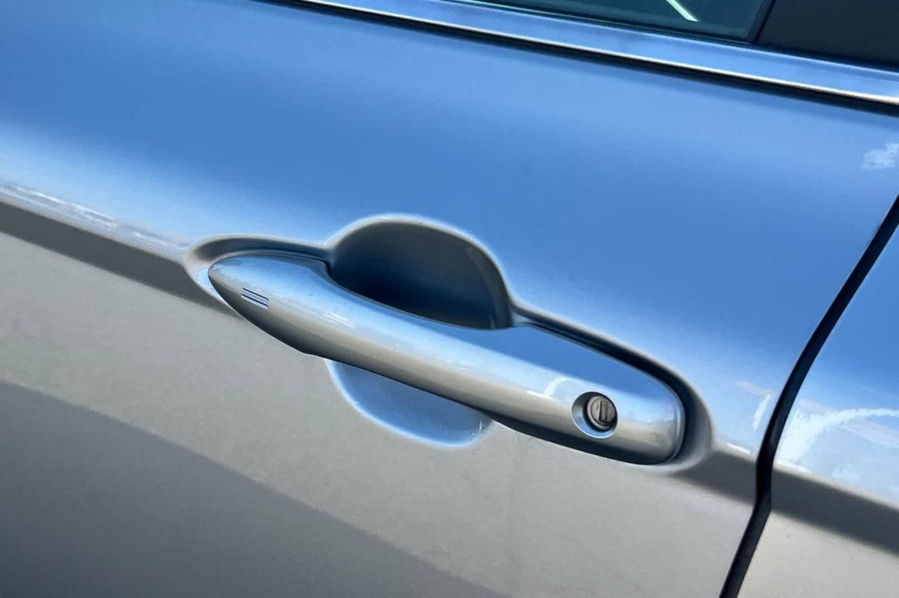 2022 Toyota Camry Hybrid LE Roseville CA