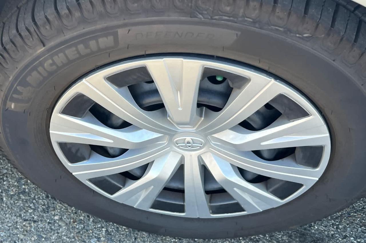 2022 Toyota Camry Hybrid LE Roseville CA