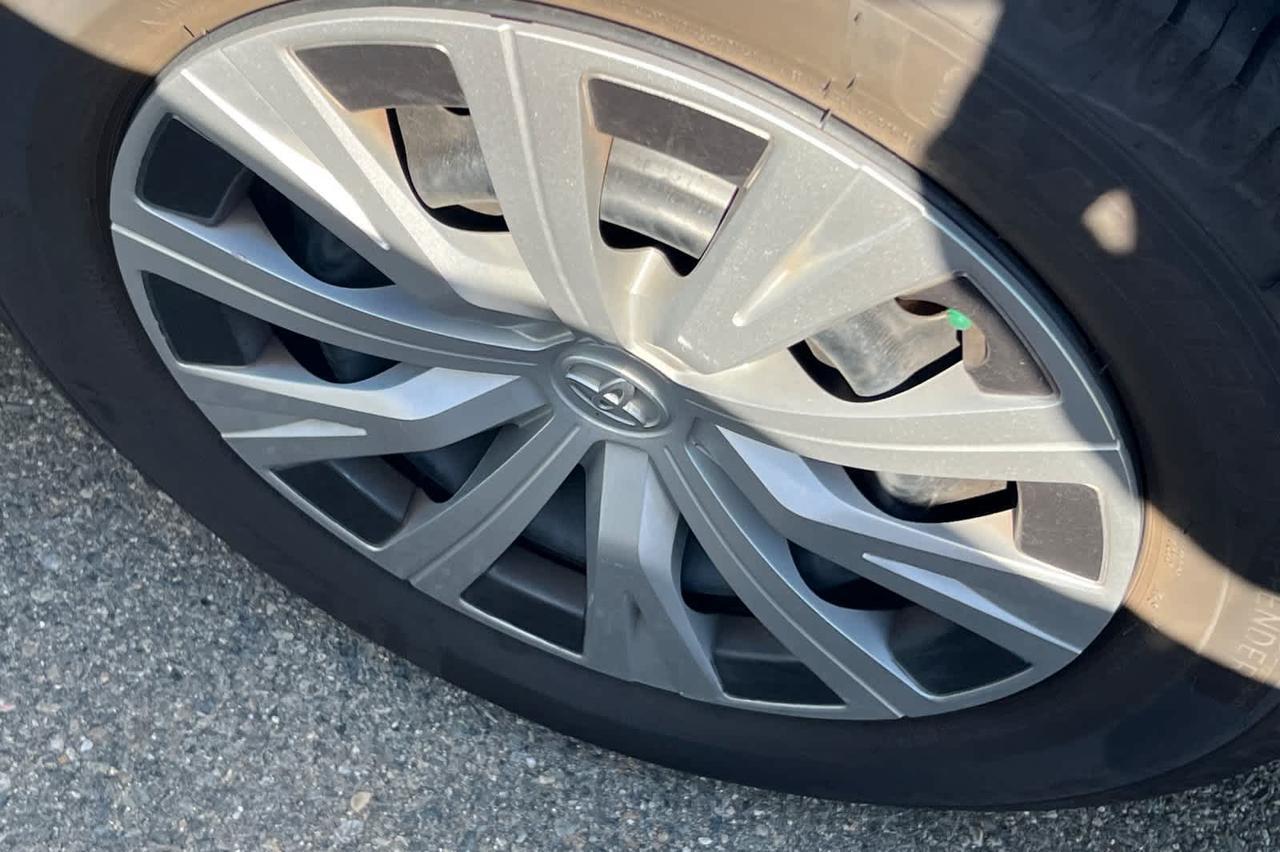 2022 Toyota Camry Hybrid LE Roseville CA