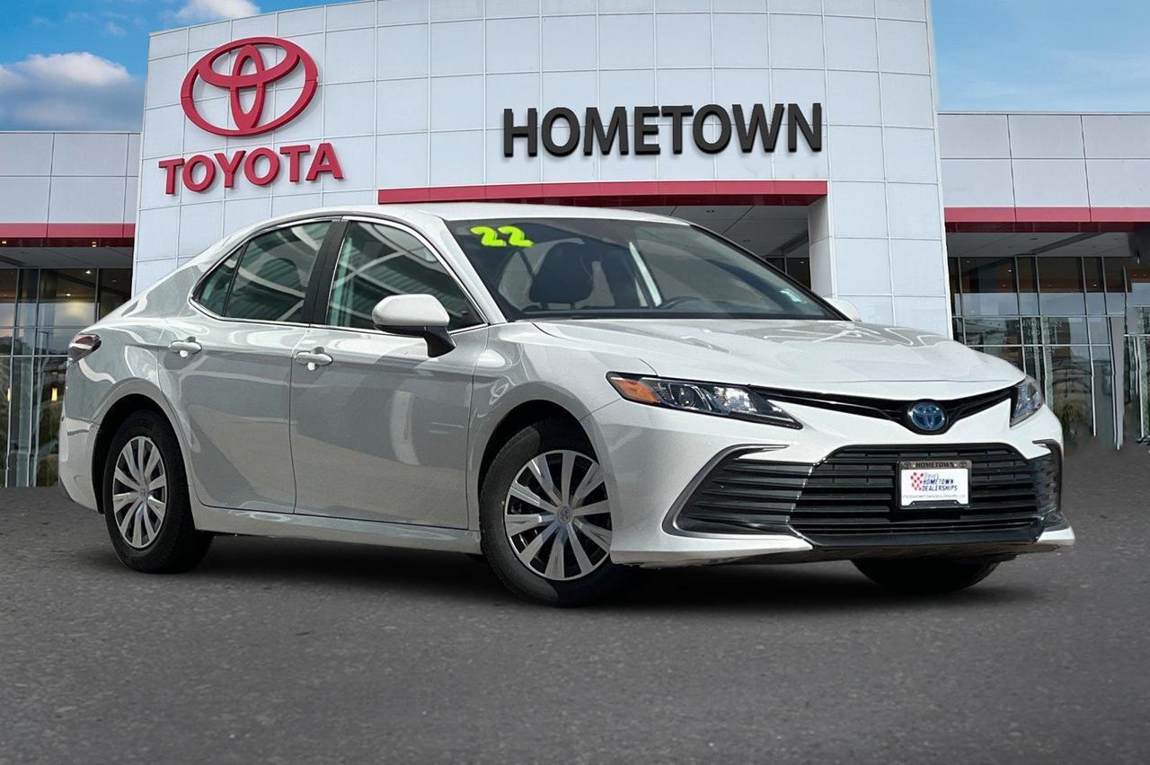 2022 Toyota Camry Hybrid LE Ontario OR