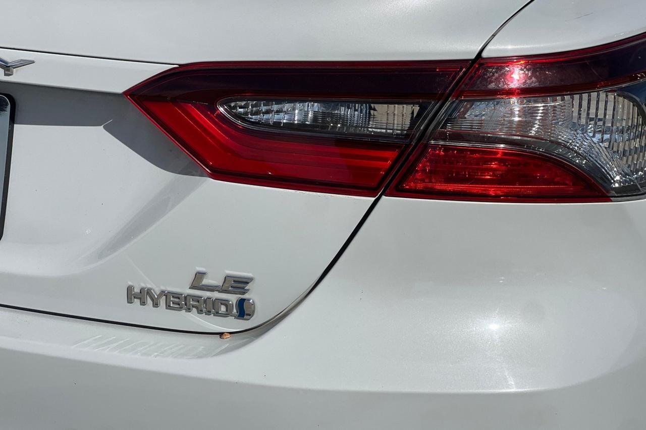 2022 Toyota Camry Hybrid LE Ontario OR
