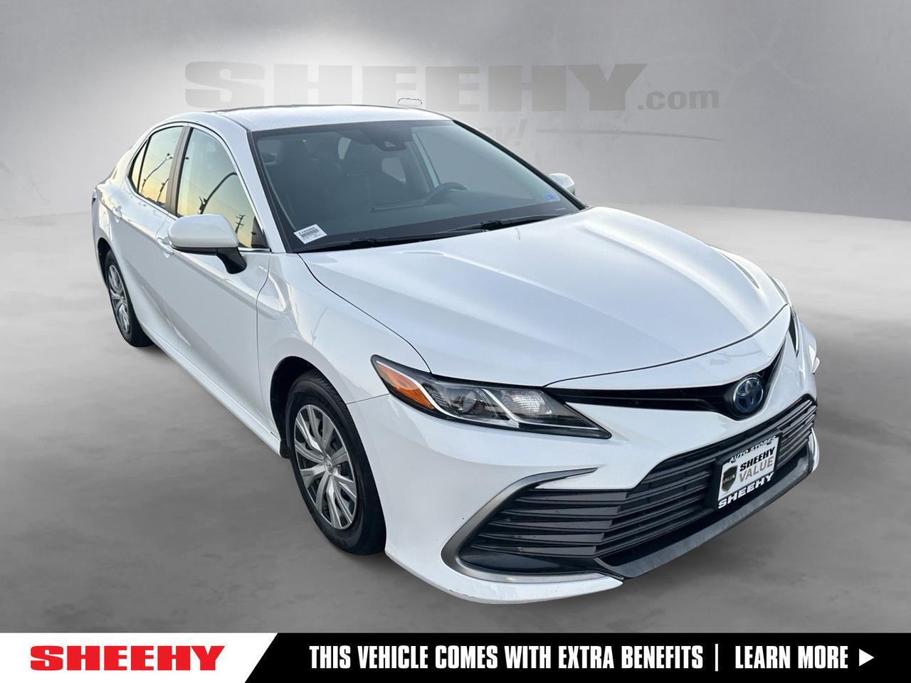 2022 Toyota Camry Hybrid LE