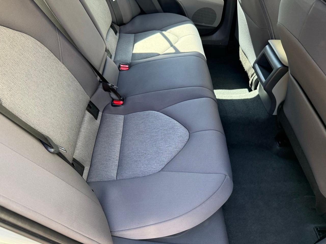 2022 Toyota Camry Hybrid LE Annapolis MD