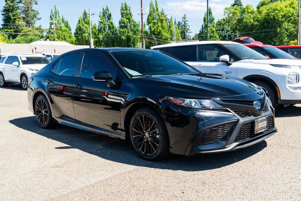 2022 Toyota Camry Hybrid Nightshade