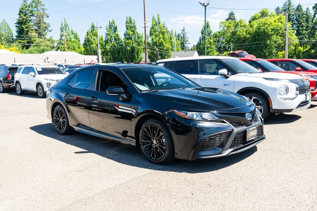 2022 Toyota Camry Hybrid Nightshade Milwaukie OR