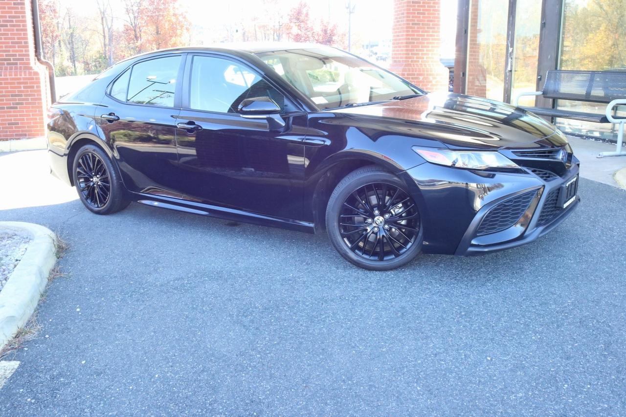 2022 Toyota Camry Hybrid Nightshade