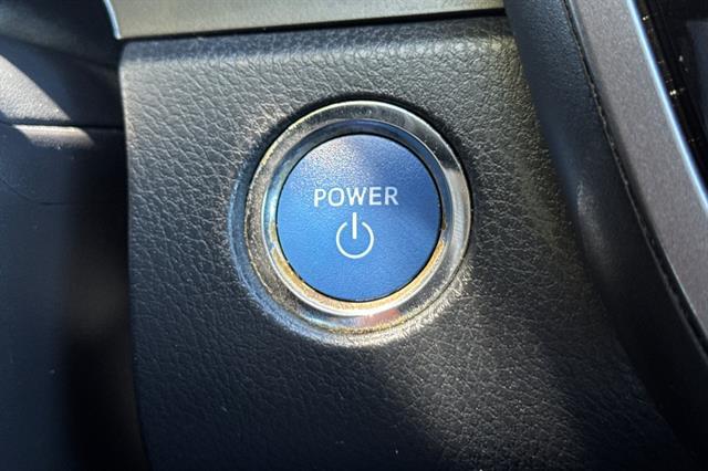 2022 Toyota Camry Hybrid SE San Luis Obispo CA
