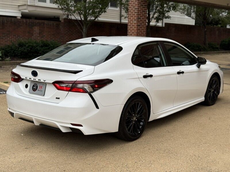 2022 Toyota Camry Hybrid SE Nightshade FWD Arlington VA