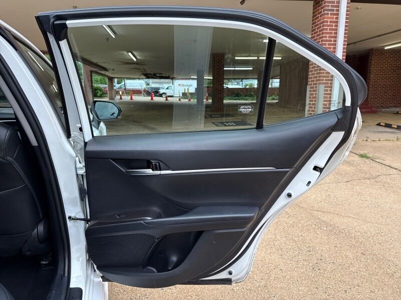 2022 Toyota Camry Hybrid SE Nightshade FWD Arlington VA
