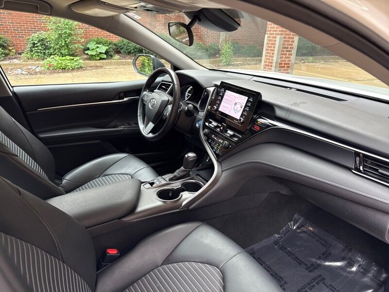 2022 Toyota Camry Hybrid SE Nightshade FWD Arlington VA