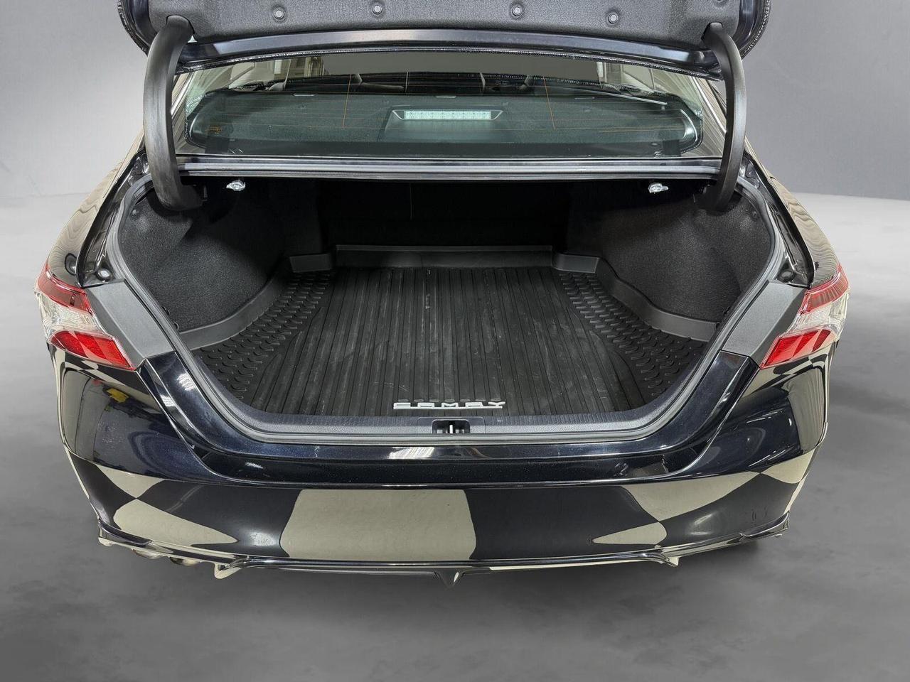 2022 Toyota Camry Hybrid SE Nightshade Annapolis MD