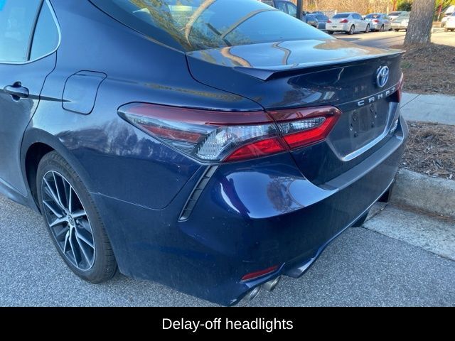 2022 Toyota Camry Hybrid SE Raleigh NC