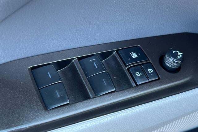 2022 Toyota Camry Hybrid SE Roseville CA