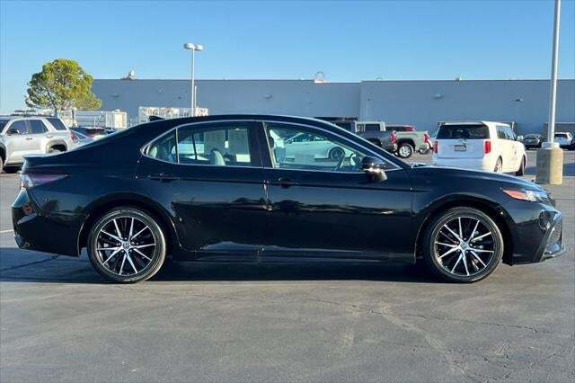 2022 Toyota Camry Hybrid SE Roseville CA
