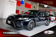 2022 Toyota Camry Hybrid SE, Sunroof, Blind Spot, Convenience Pkg